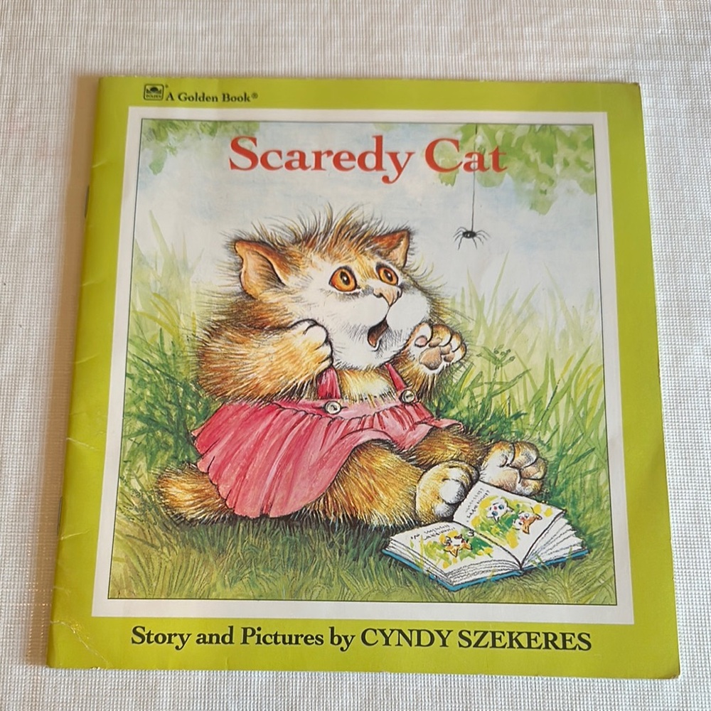 *VINTAGE* Scaredy Cat Children's Book by Cyndy Szekeres